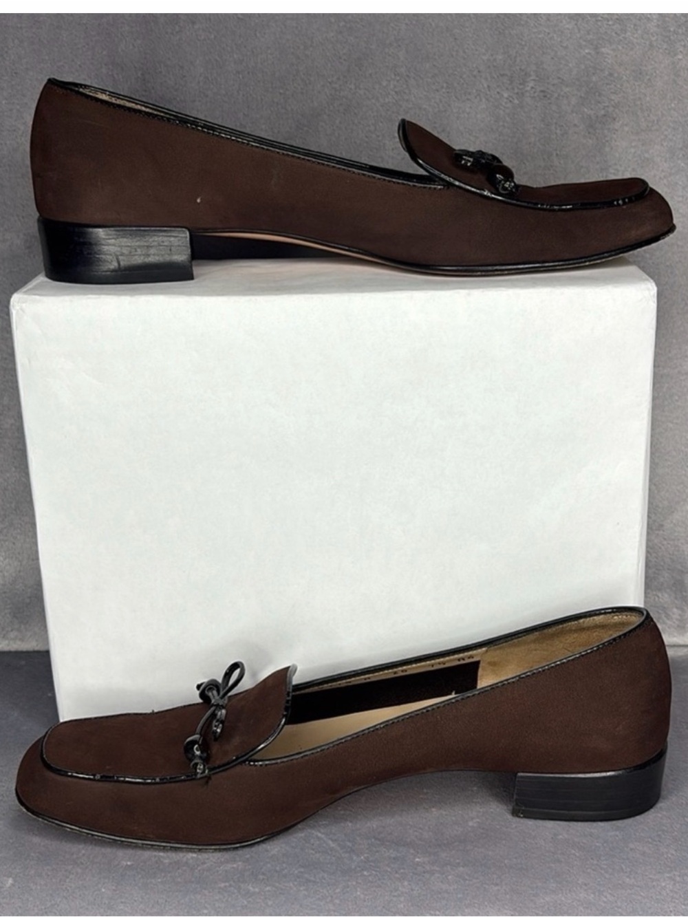 Salvatore Ferragamo Women's brown Suede Loafers sz 10